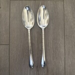 Set of 2 8.25" Serving Spoons Silverplate Rogers &‎ Son IS EXQUISITE